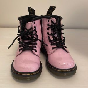 Toddler pink Dr.Martens